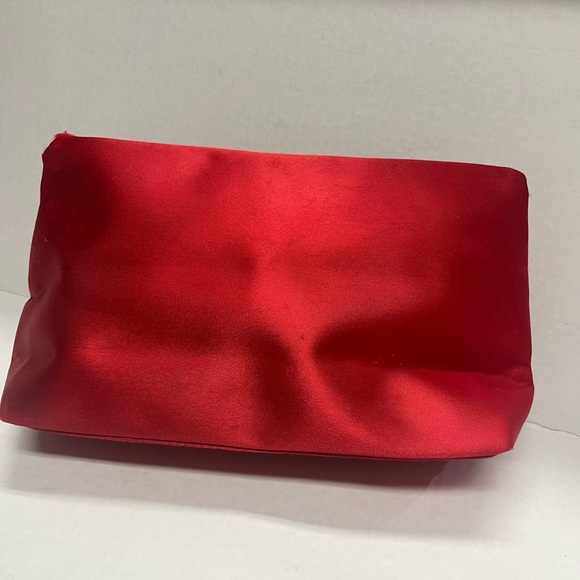 YSL YVES SAINT LAURENT RED SATIN CLUTCH/MAKE-UP BAG - Picture 2 of 8